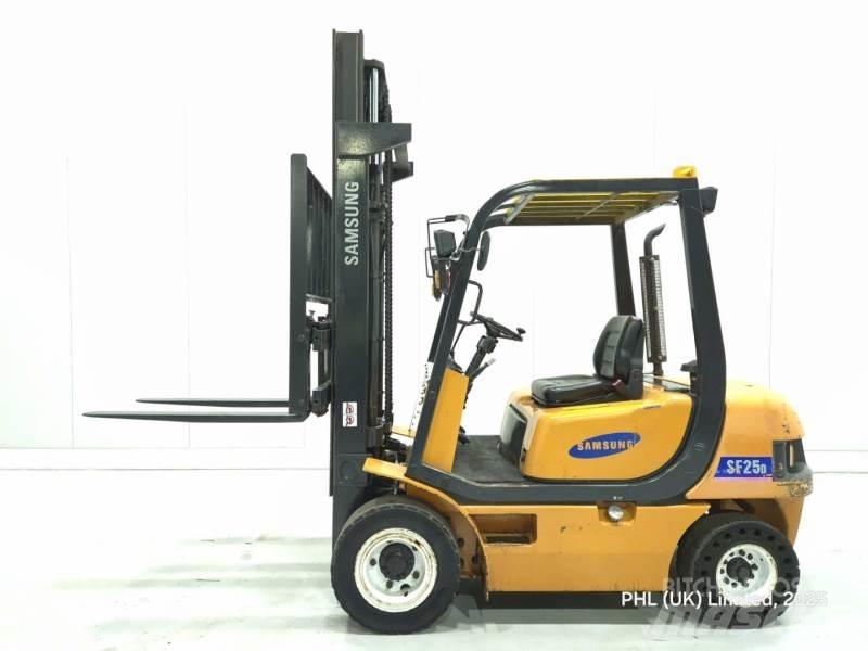 Samsung SF25D 柴油卡車