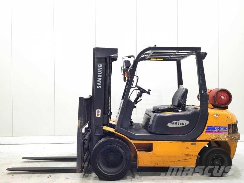 Samsung SF30L 液化石油氣LPG卡車