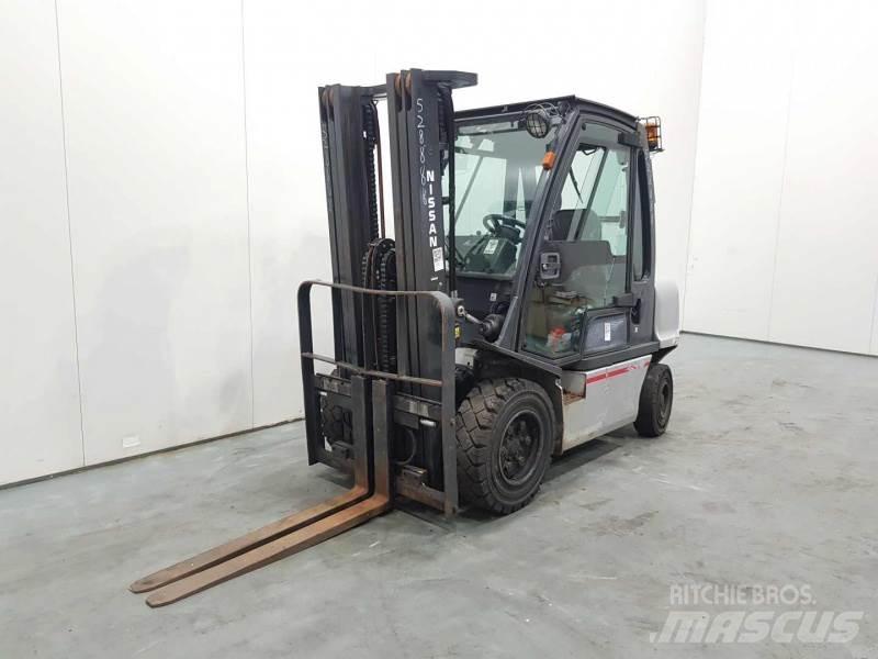 TCM YG1D2A30H 柴油卡車