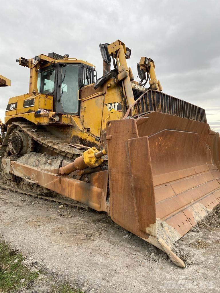 CAT D9T 履帶推土機