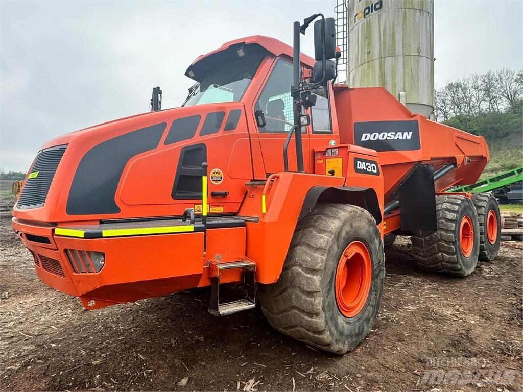 Doosan DA30 鉸接式起吊車