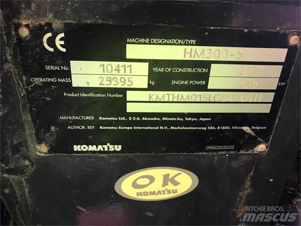 Komatsu HM300-5 鉸接式起吊車