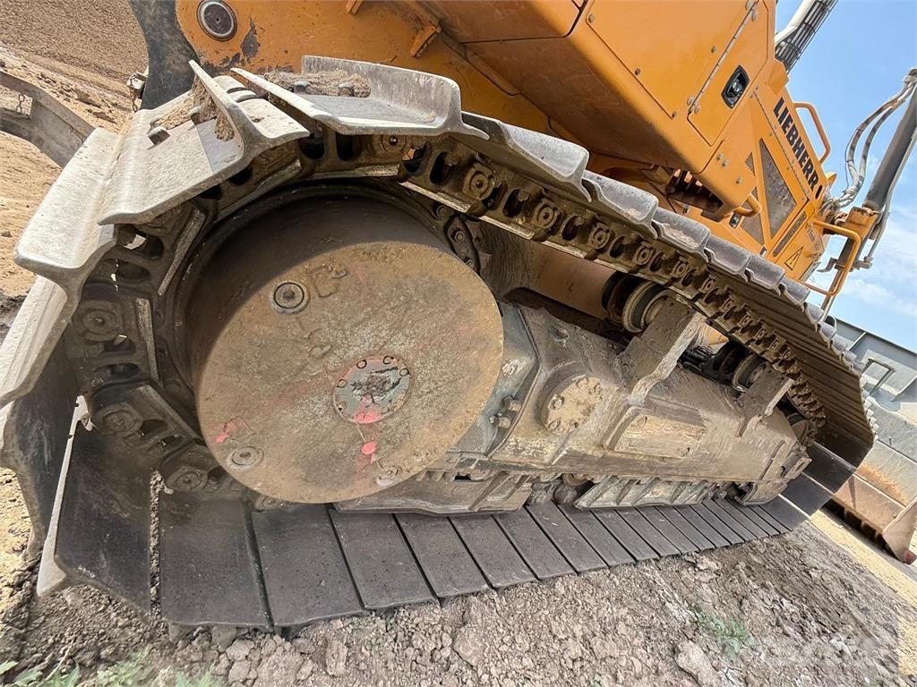 Liebherr PR 736 履帶推土機