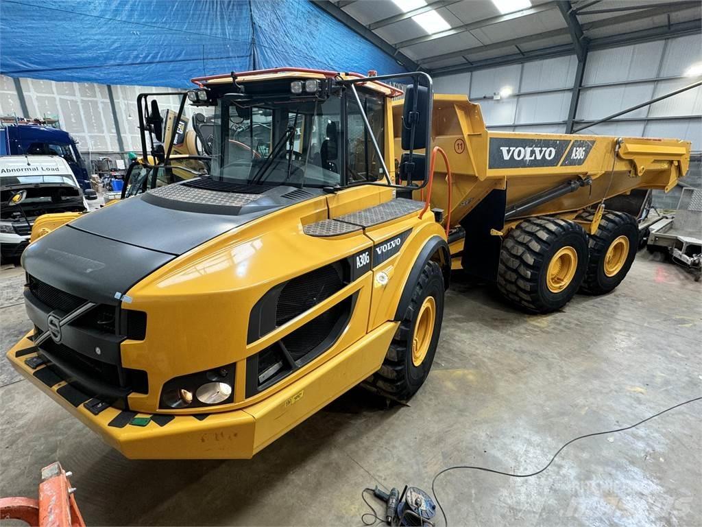 Volvo A30G 鉸接式起吊車