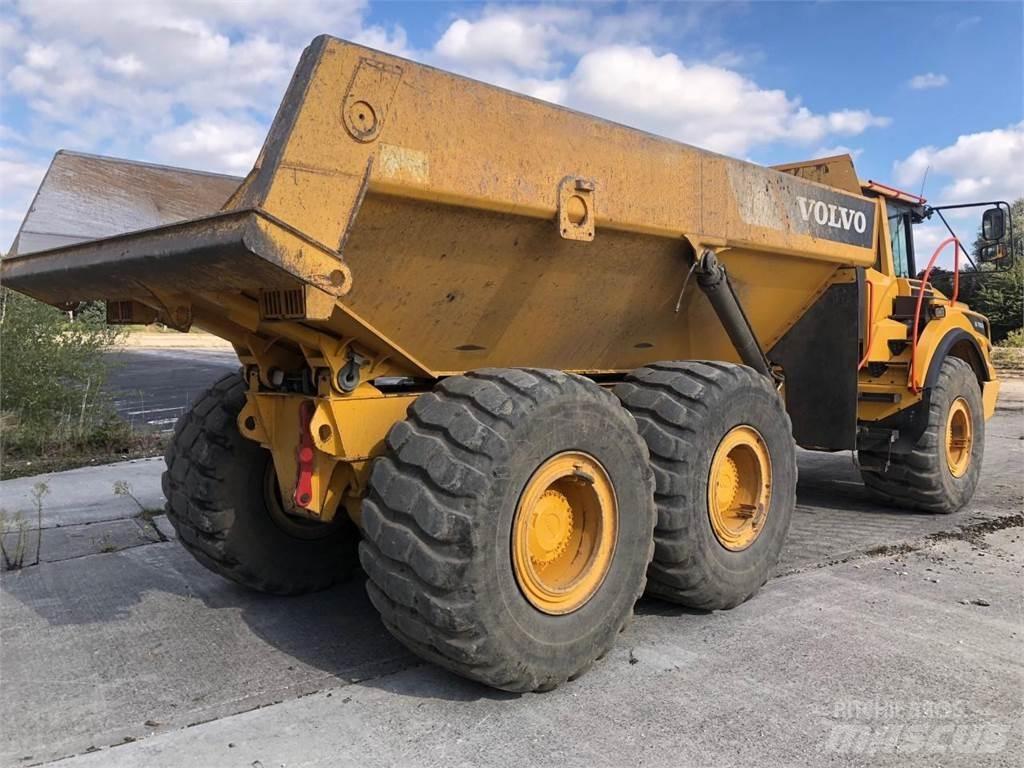 Volvo A30G 鉸接式起吊車