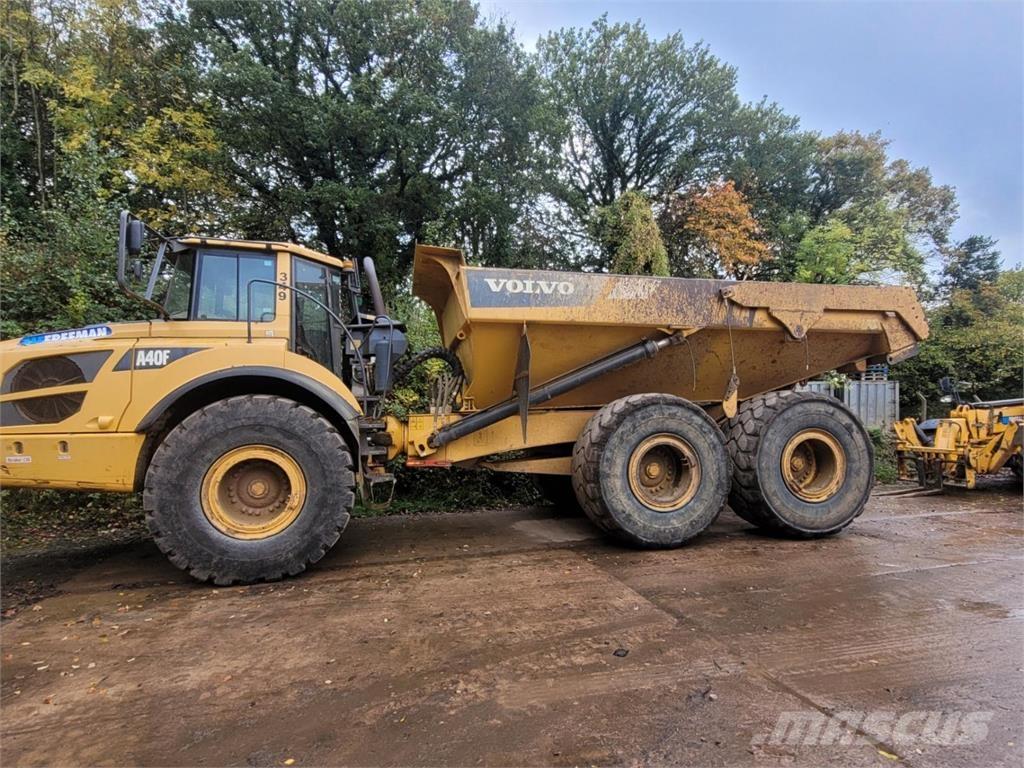 Volvo A40F 鉸接式起吊車