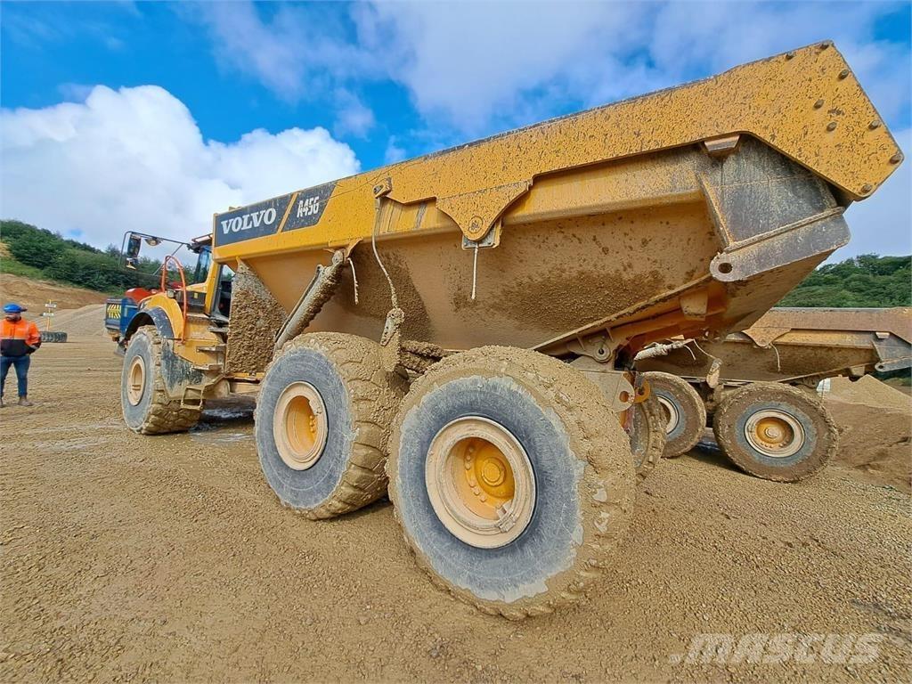 Volvo A45G 鉸接式起吊車