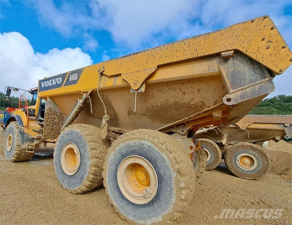 Volvo A45G 鉸接式起吊車