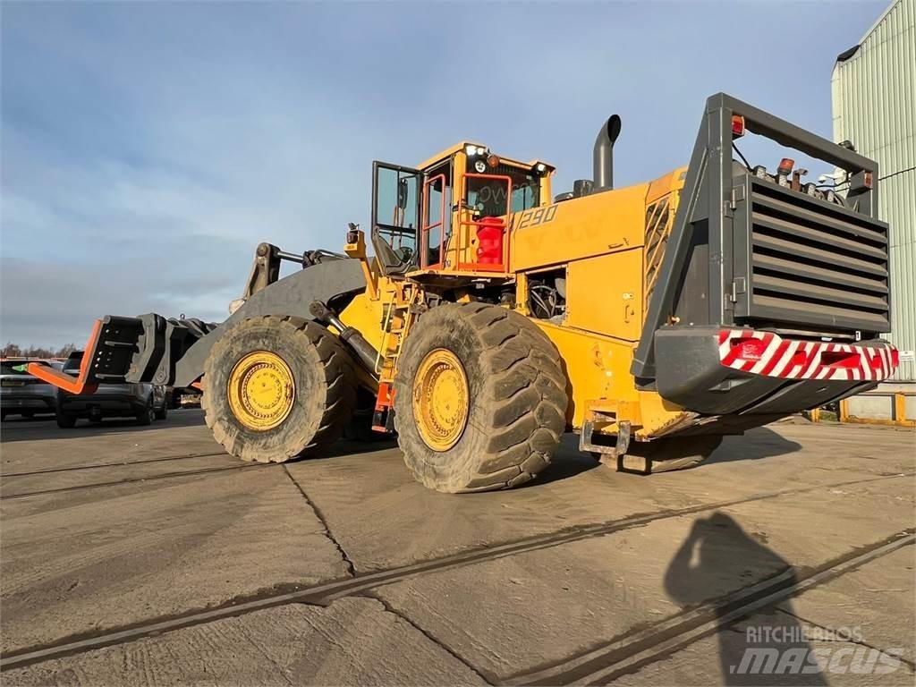 Volvo L350F 輪胎式裝載機
