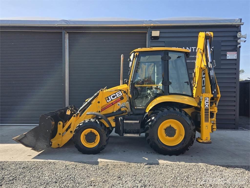 JCB 3CX 反鏟裝載機