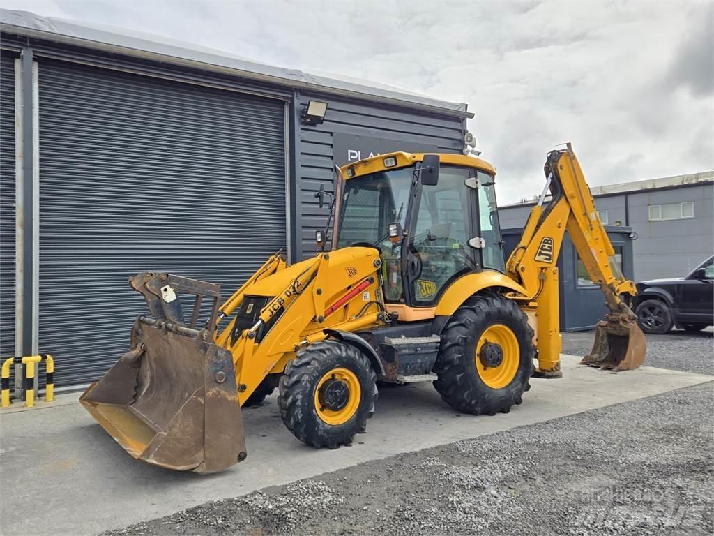 JCB 3CX 反鏟裝載機