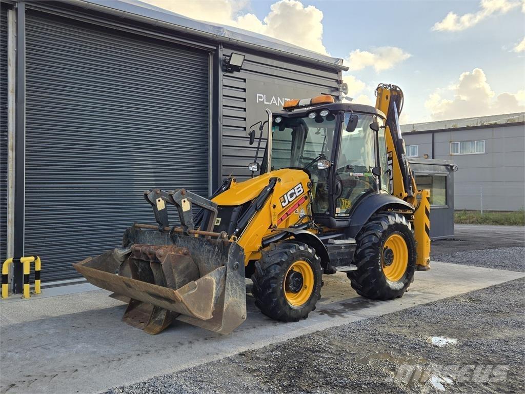 JCB 3CX 反鏟裝載機