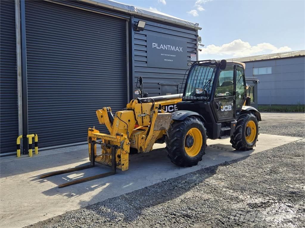JCB 532-120 伸縮臂操作車