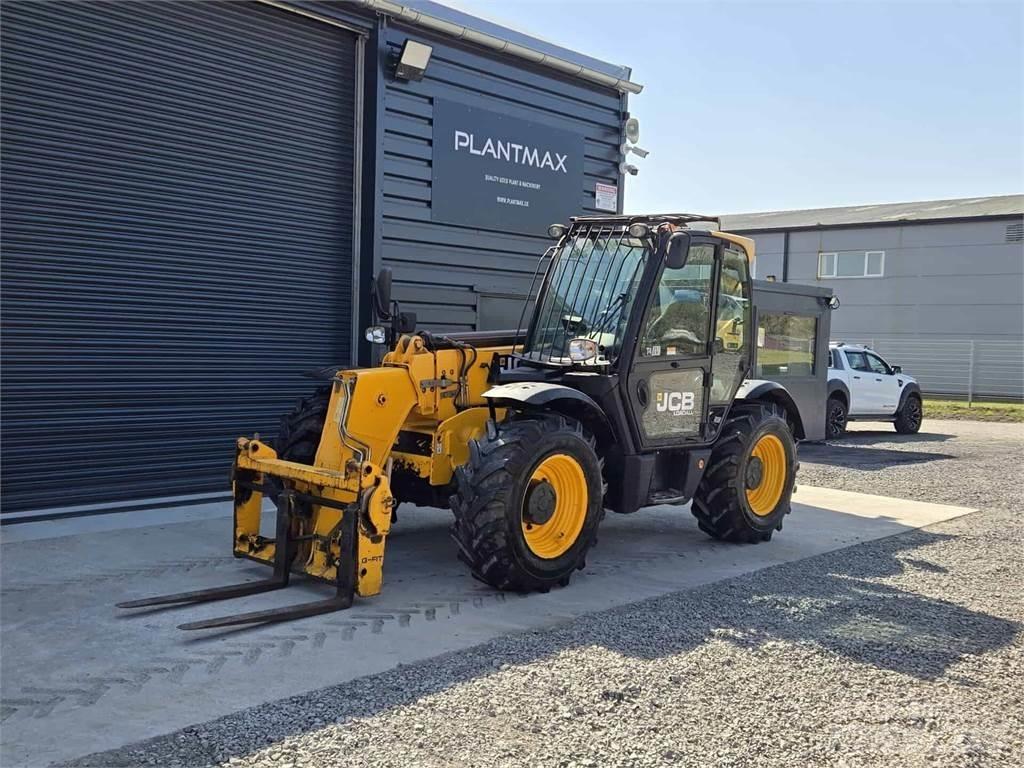 JCB 535-95 伸縮臂操作車