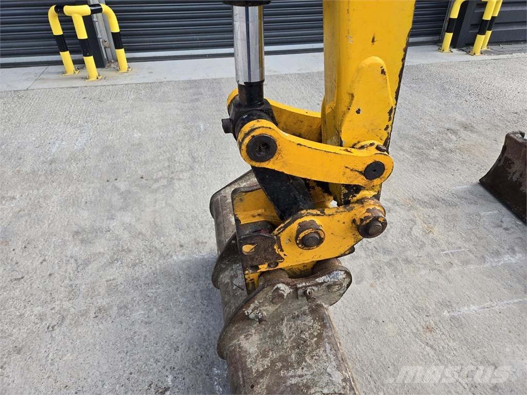 JCB 8030 小型挖土機/掘鑿機<7t(小型挖掘機)