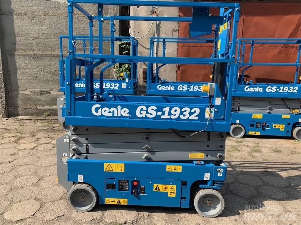 Genie 1932 剪式升降機