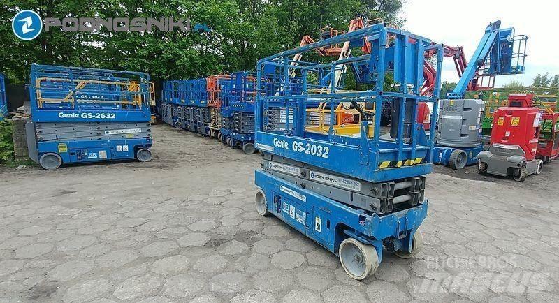 Genie 2032 剪式升降機