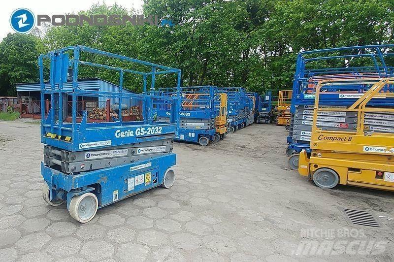 Genie 2032 剪式升降機