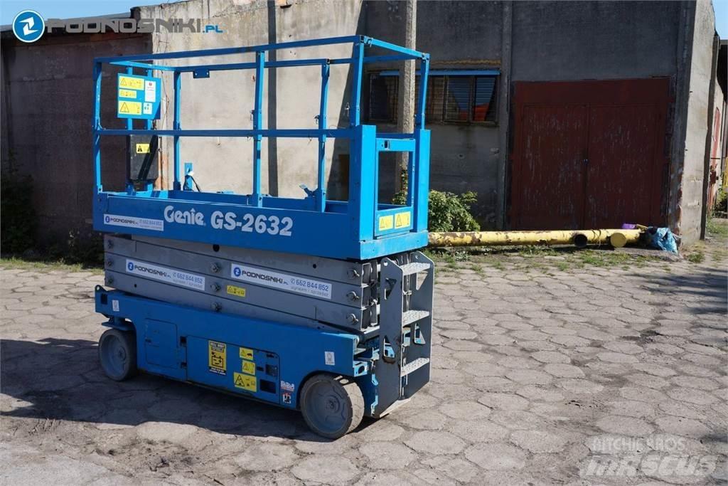 Genie 2632 剪式升降機