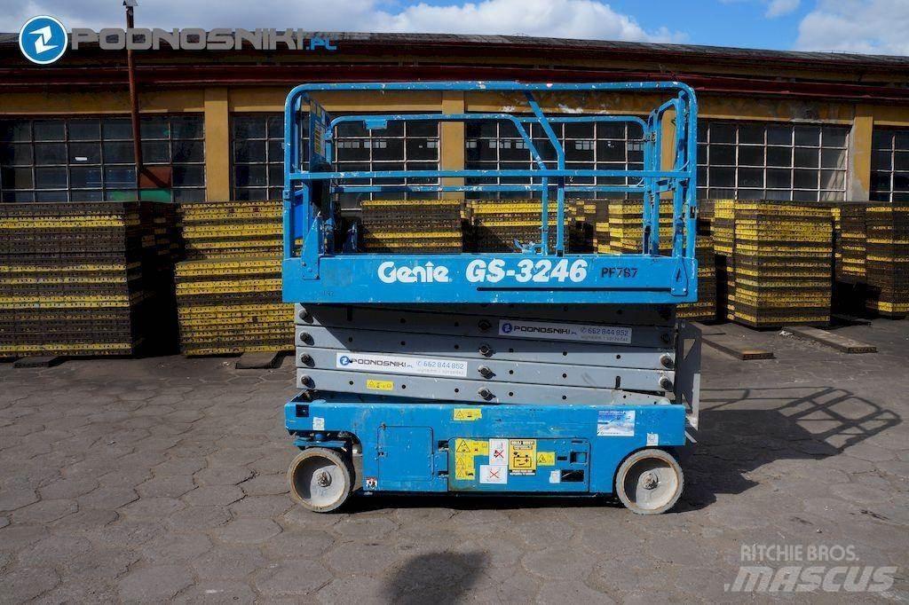 Genie 3246 剪式升降機