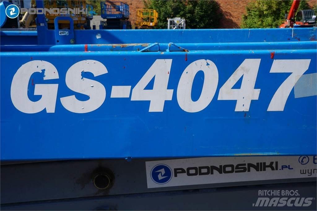 Genie 4047 剪式升降機