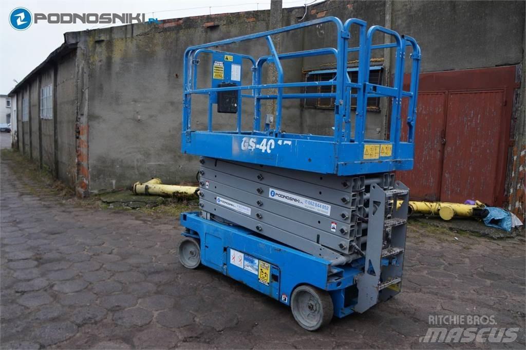 Genie 4047 剪式升降機