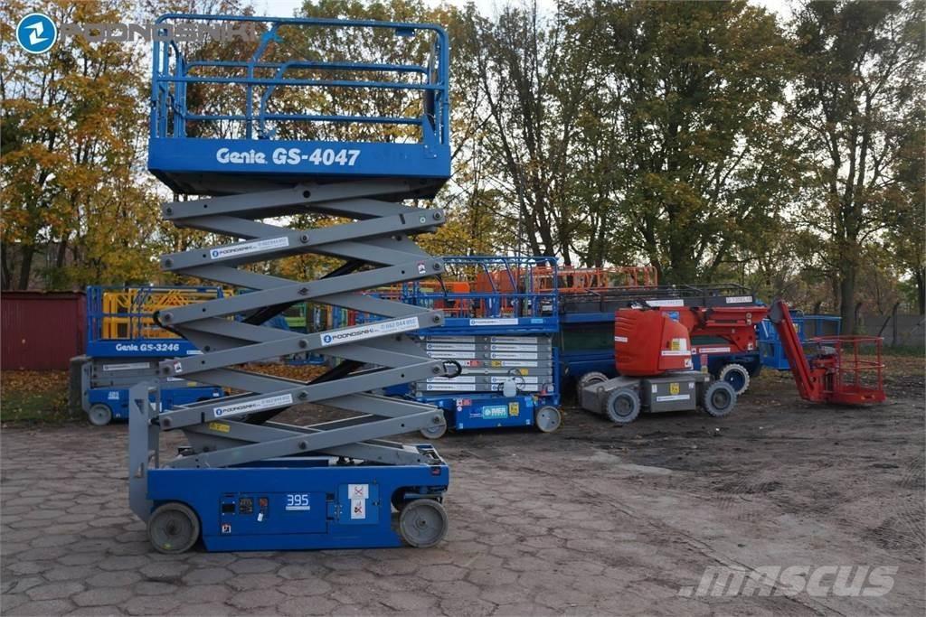 Genie 4047 剪式升降機