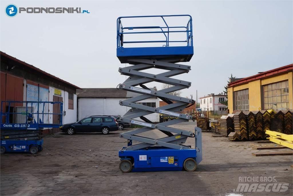 Genie 4047 剪式升降機