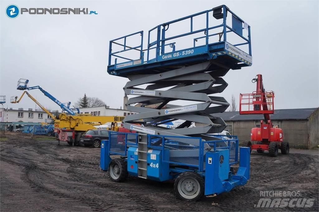 Genie 5390 剪式升降機