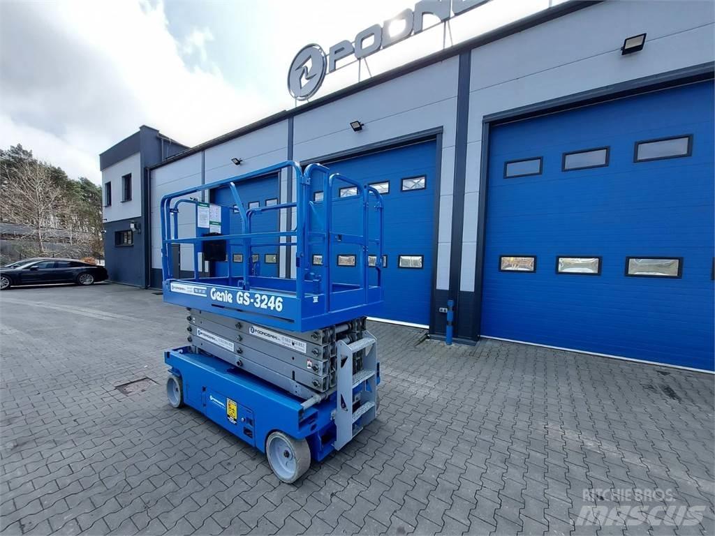 Genie GS-3246 剪式升降機