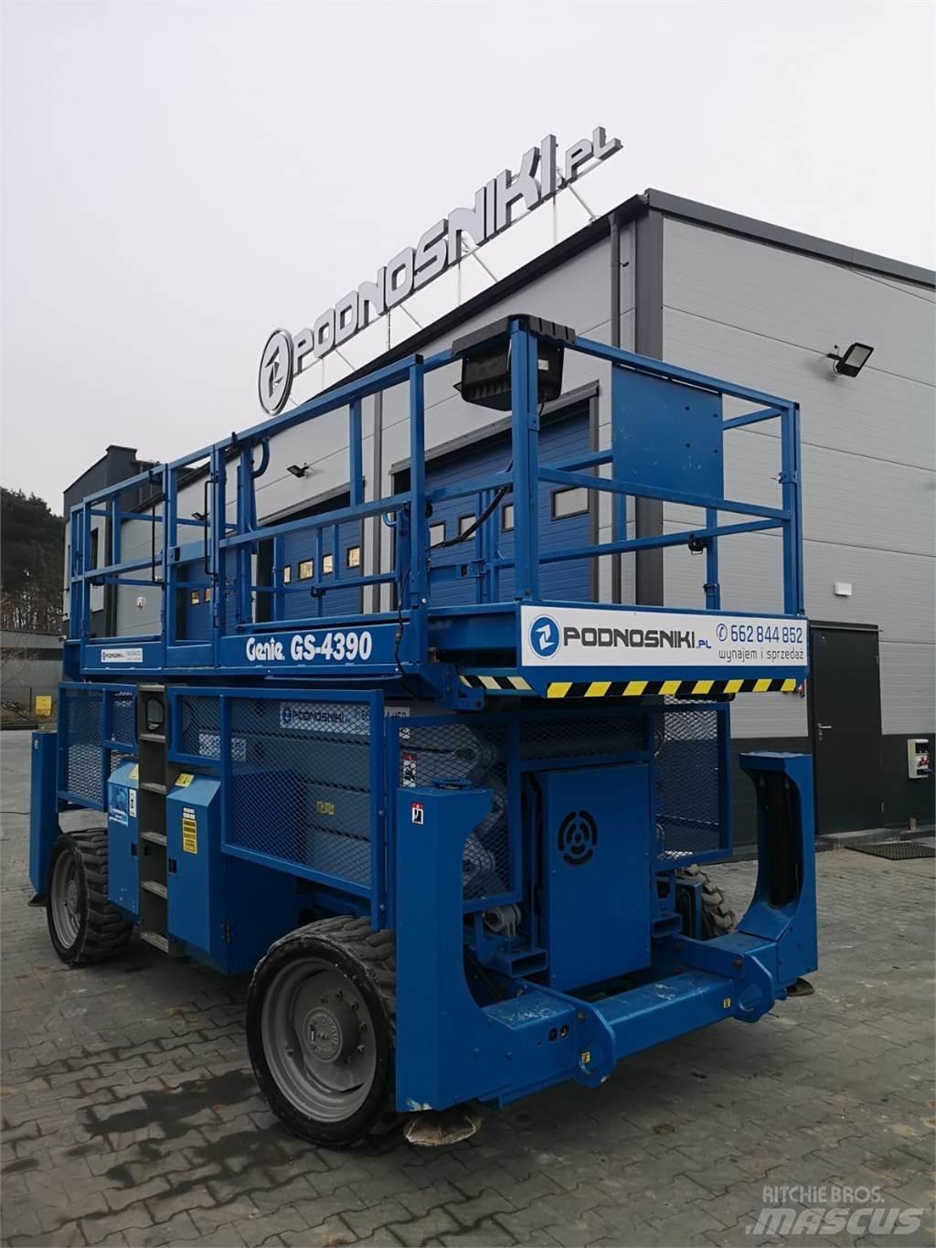 Genie GS-4390 剪式升降機