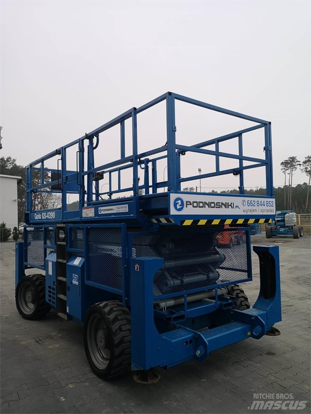 Genie GS-4390 剪式升降機