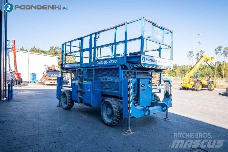 Genie GS-4390 剪式升降機