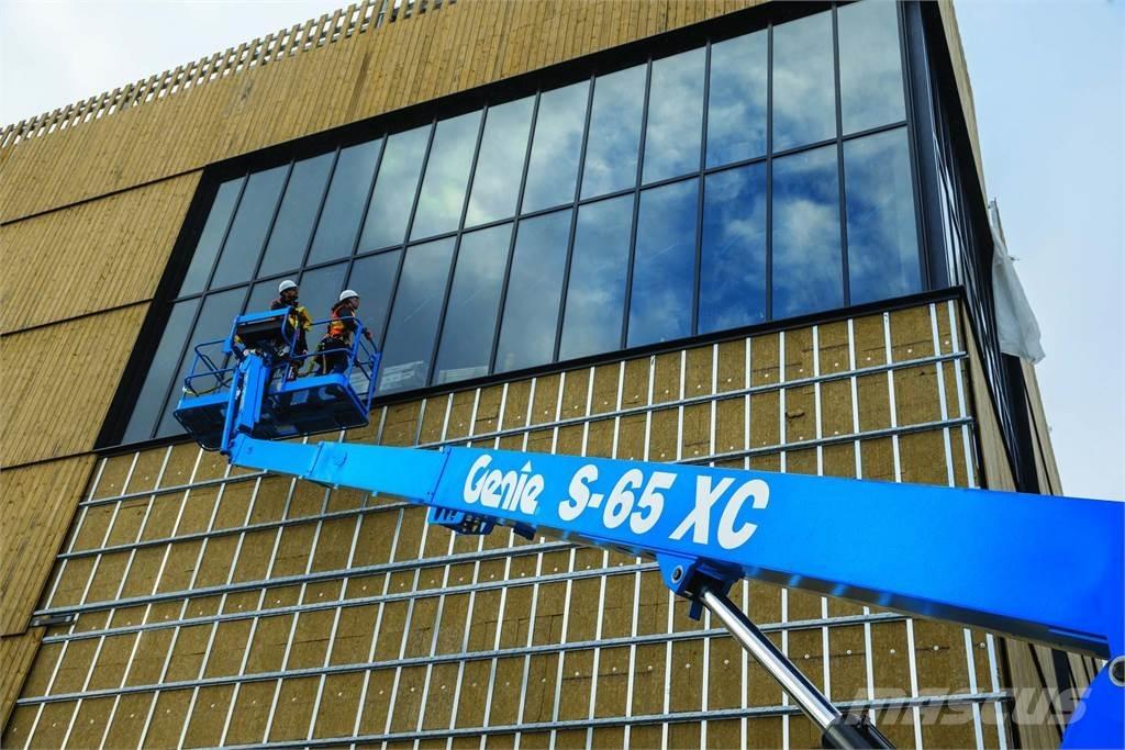 Genie S-65 XC 伸縮臂高空作業車
