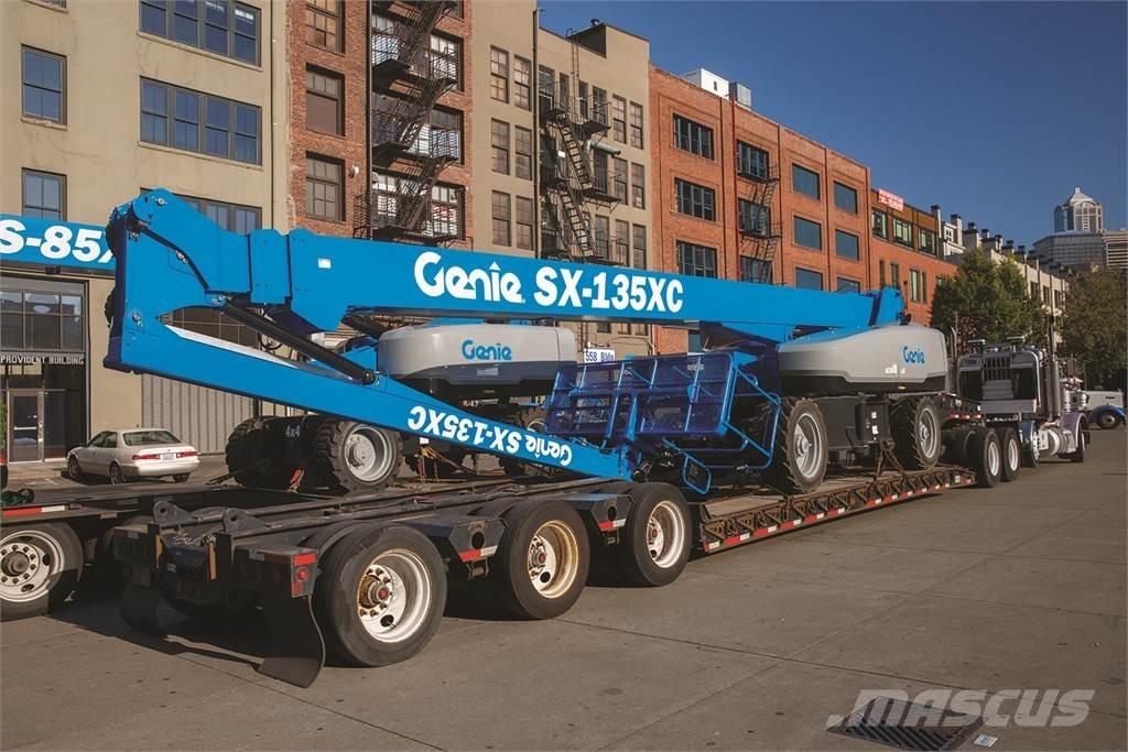 Genie SX-135 XC 伸縮臂高空作業車