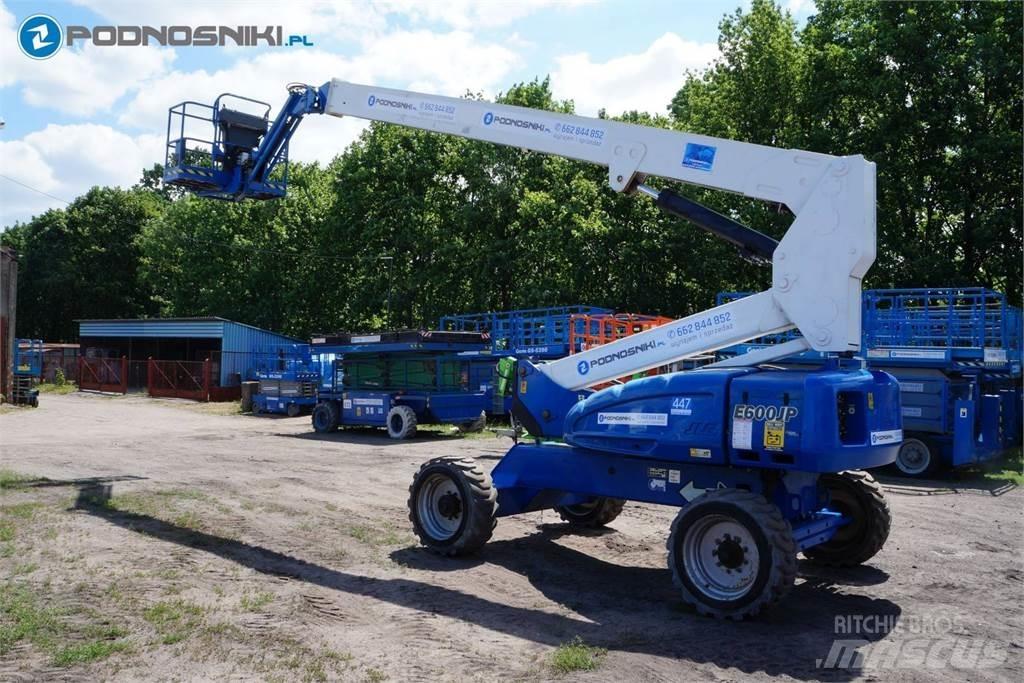 JLG E600JP 曲臂高空作業車