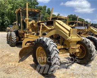 CAT 140H 平土機