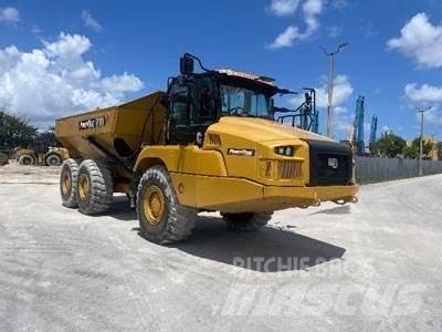 CAT 730-04 鉸接式起吊車
