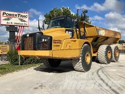CAT 740B 鉸接式起吊車