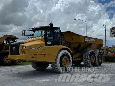 CAT 745-04A 鉸接式起吊車