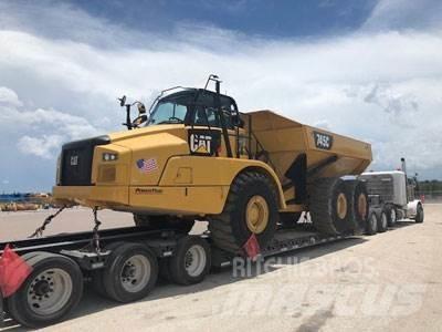 CAT 745C 鉸接式起吊車