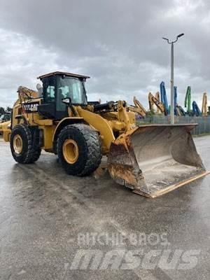 CAT 966M 輪胎式裝載機