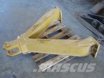 CAT D6R / D6T Drawbar 其他組件