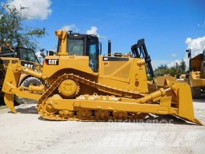 CAT D8T 履帶推土機