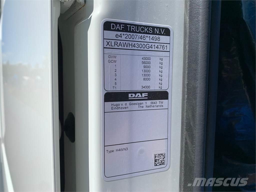 DAF XF 430 8x4*4 商用底盤車