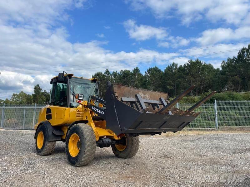 Volvo L 25 F 輪胎式裝載機