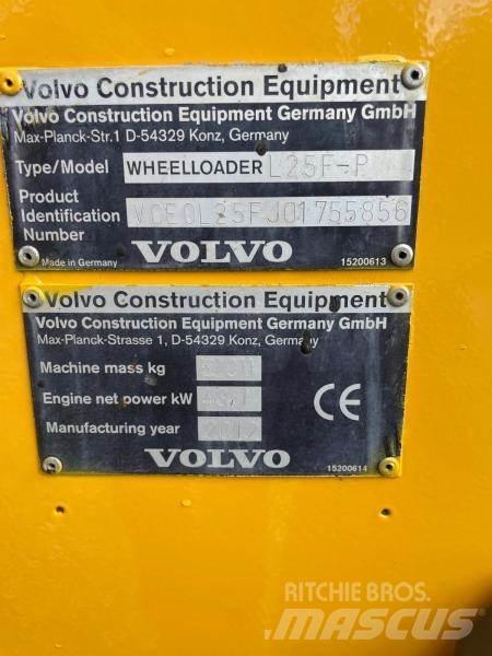 Volvo L 25 F 輪胎式裝載機