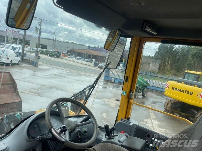 Volvo L 90 E 輪胎式裝載機
