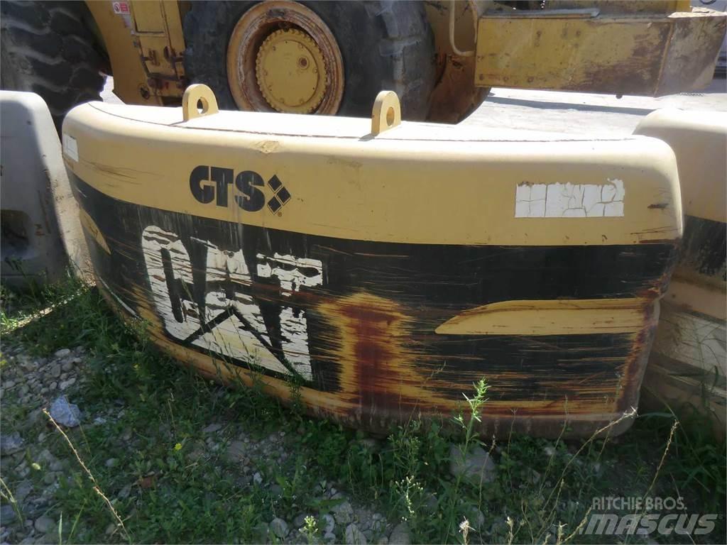 CAT 317B 底盤和懸架