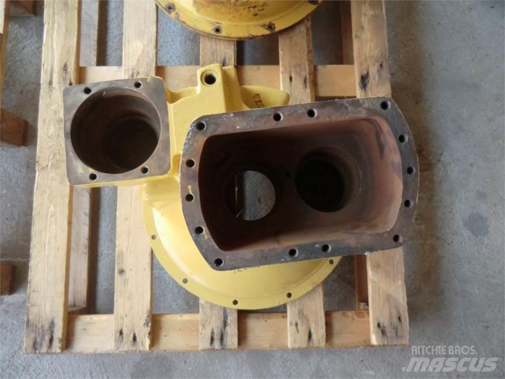 CAT 320B 底盤和懸架